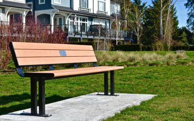Larson-Park-Bench-in-Pit-Meadows-BC
