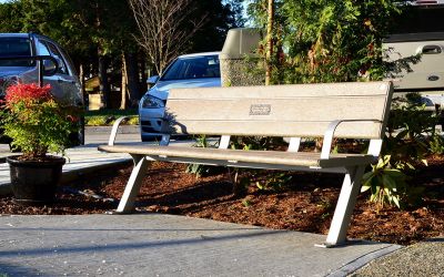 Wishbone-Bayside-Bench-at-Evergreen-Baptist-Care-Home-in-White-Rock-BC