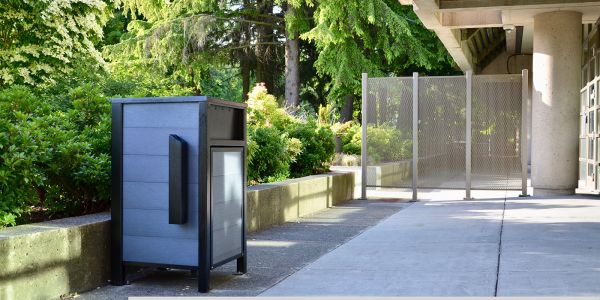 Wishbone-Urban-Form-Waste-Receptacle-with-Urban-Form-Ashtray-for-the-City-of-Surrey-(1)